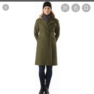 Arc’teryx Nila Trench Coat